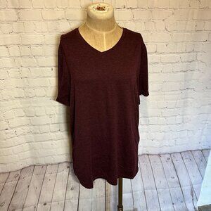 32 Degrees  Athletic Deep Burgundy V-Neck Tee Size Large